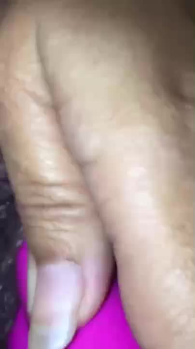 Video Mainan Baru My Wife Nyepong Sambil Dildoan